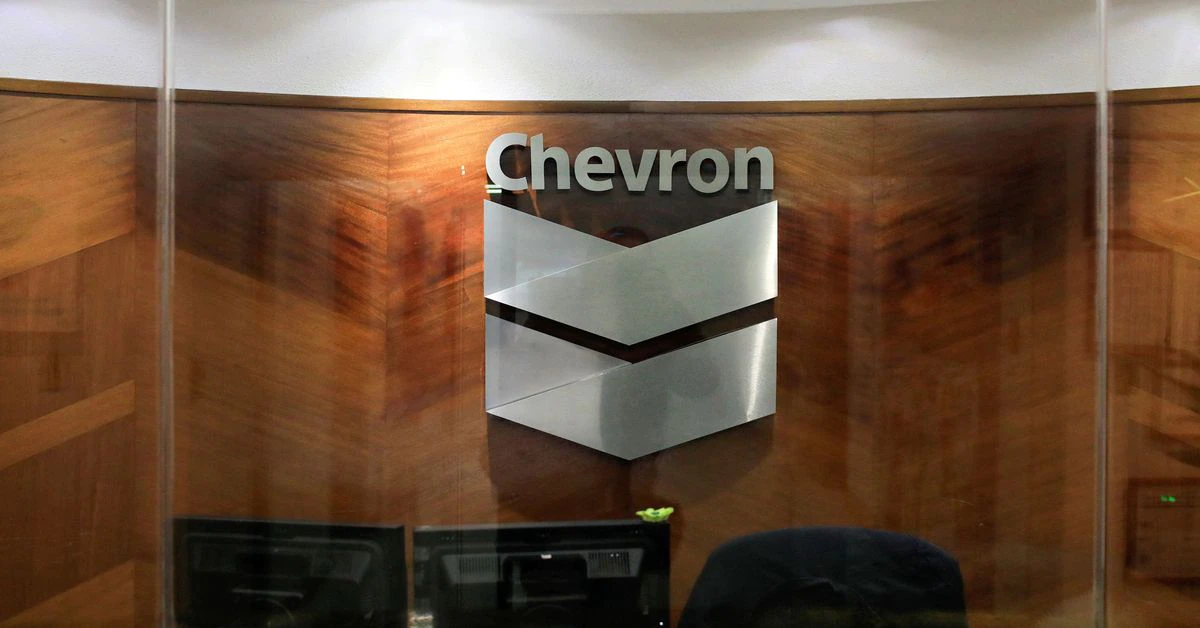 Chevron set to trade Venezuelan oil if U.S. relaxes sanctions