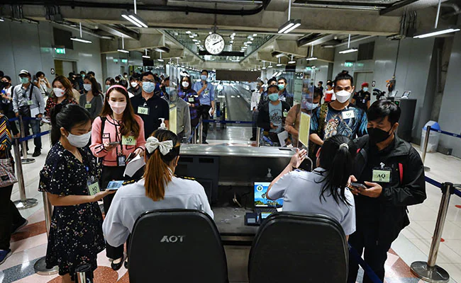 Thailand Drops On-Arrival COVID-19 Tests For Vaccinated Tourists