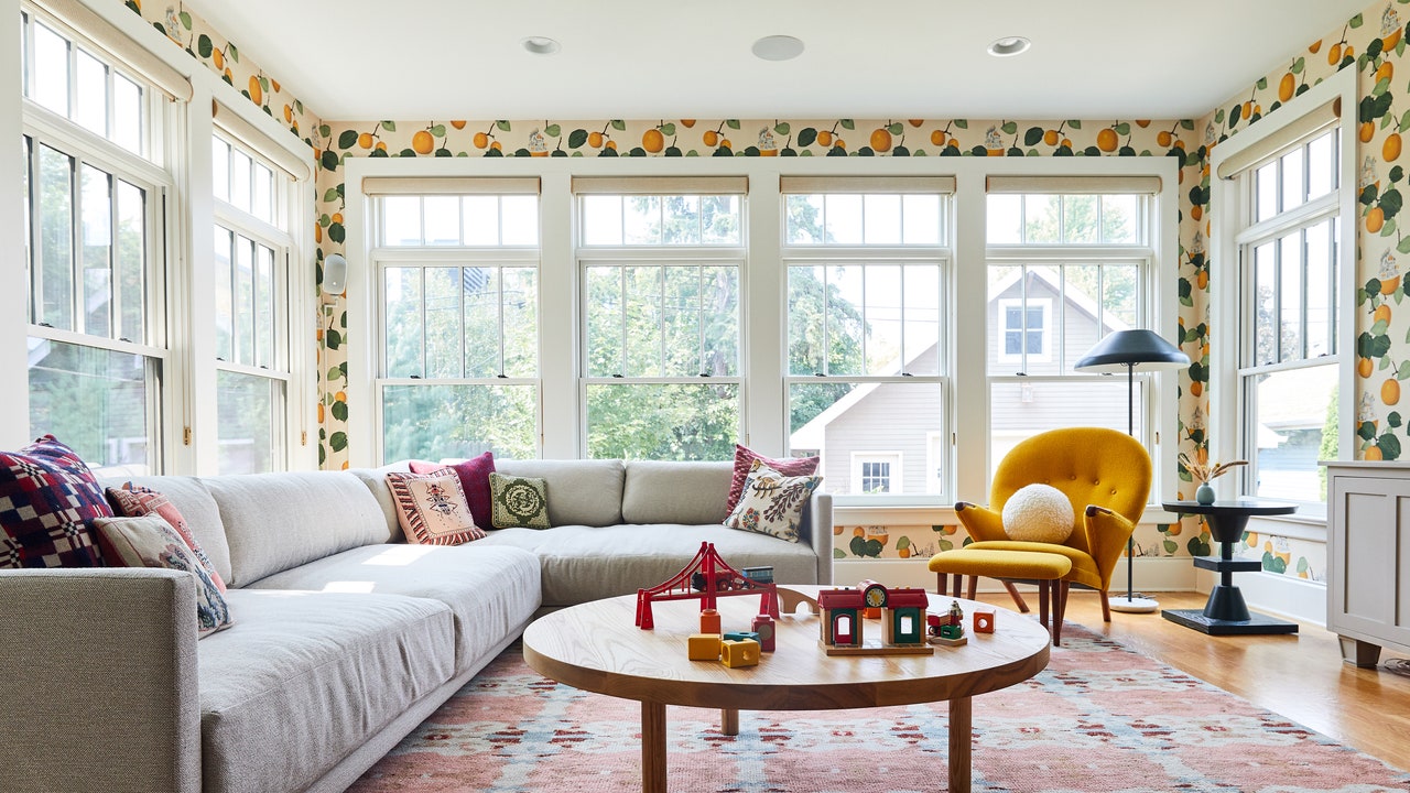5 Spaces With Amazing Patterned Wallpaper to Inspire Your Next Renovation