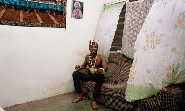 Artist who ‘reclaims black experience’ wins Deutsche Börse photography prize