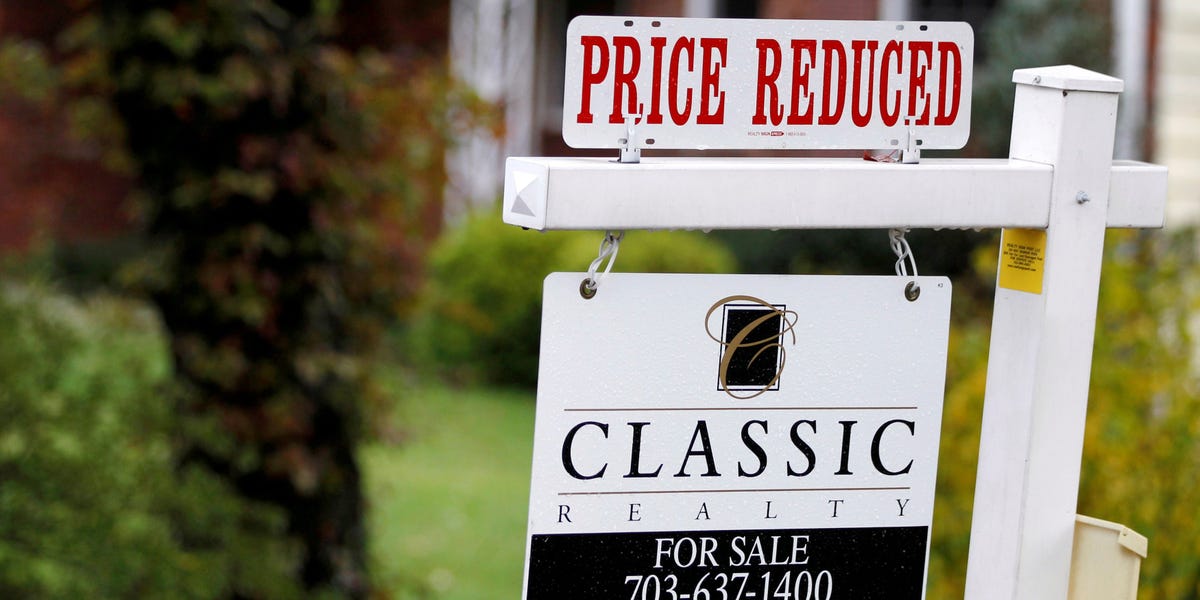 Desperate US home sellers are basically paying buyers to purchase their homes