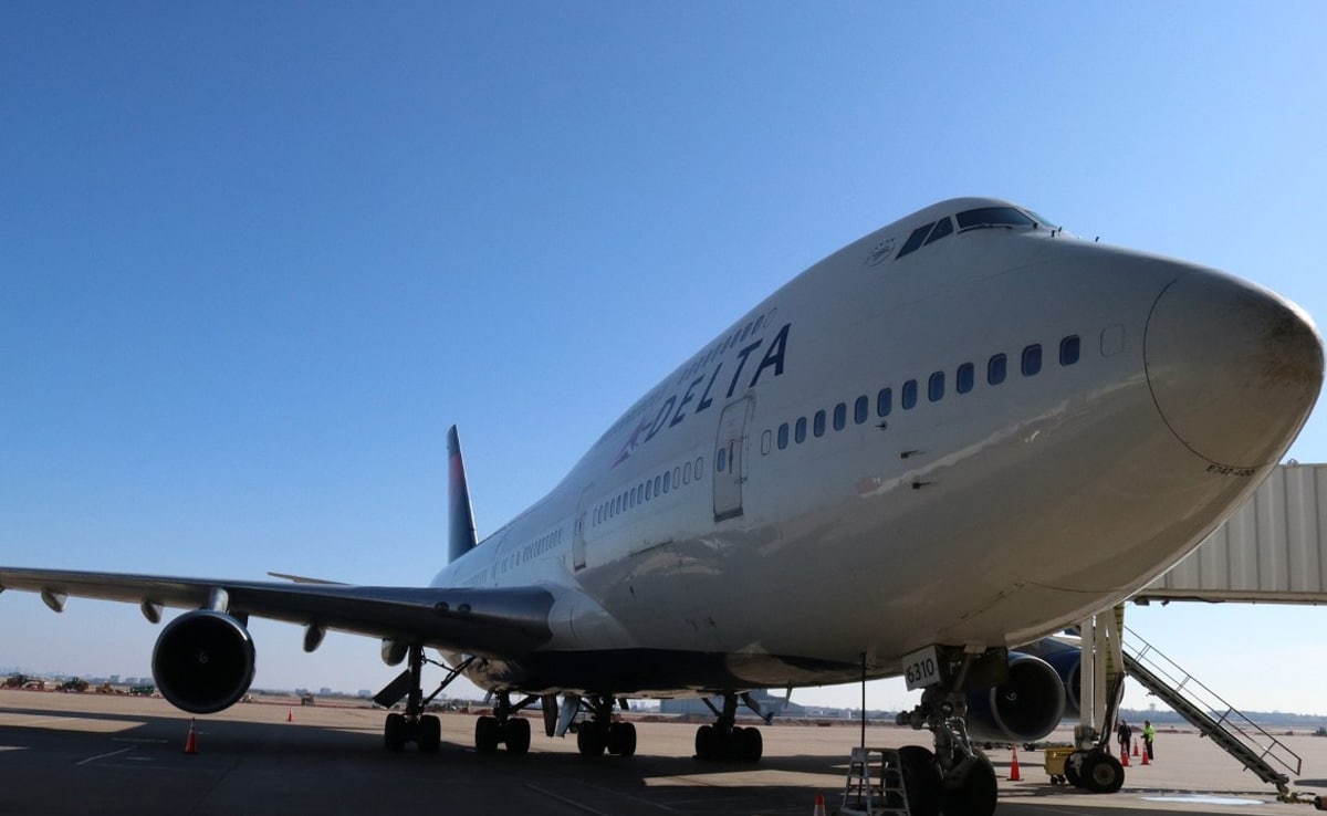 Delta Passenger Accused Of Grabbing, Forcibly Kissing Flight Attendant: Report
